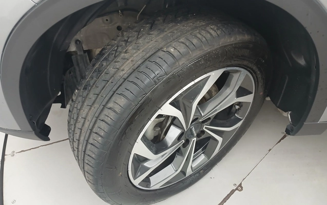 imagem-https://www.socarrao.com.br/sc-vehicle-images-prod/3936038/1789716675449-1_120330.jpg