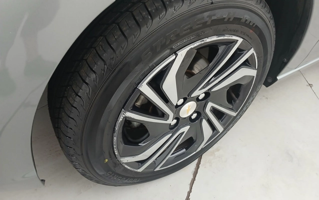 imagem-https://www.socarrao.com.br/sc-vehicle-images-prod/3936090/1789716723679-1_100838.jpg