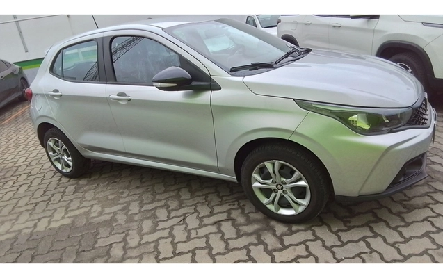 imagem-https://www.socarrao.com.br/sc-vehicle-images-prod/3936184/1789717137351-2_035615.jpg