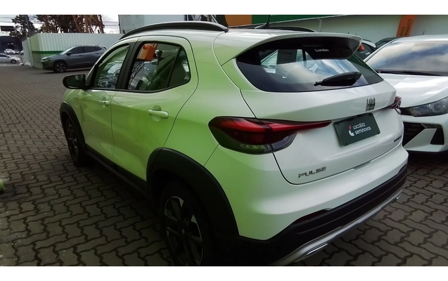 imagem-https://www.socarrao.com.br/sc-vehicle-images-prod/3936195/1789717139946-1_063026.jpg