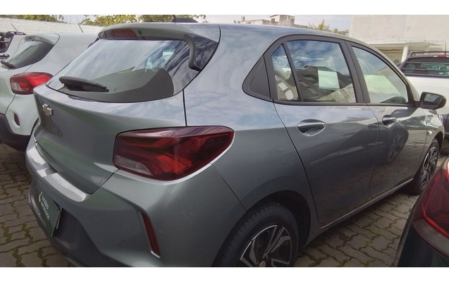 imagem-https://www.socarrao.com.br/sc-vehicle-images-prod/3936213/1789717144532-3_024115.jpg