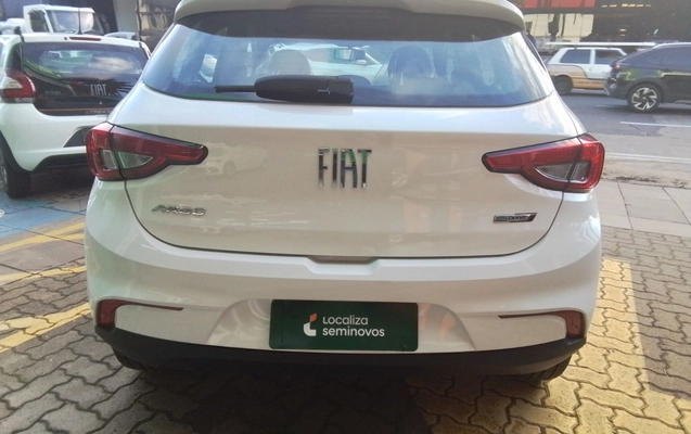 imagem-https://www.socarrao.com.br/sc-vehicle-images-prod/3936314/1789717238847-1_124612.jpg