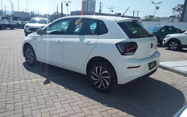 imagem-https://www.socarrao.com.br/sc-vehicle-images-prod/3936387/1789717367456-1_095752.jpg
