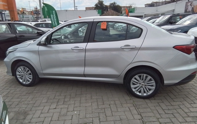 imagem-https://www.socarrao.com.br/sc-vehicle-images-prod/3936581/1789718917635-1_090628.jpg