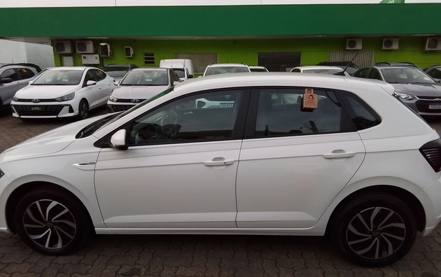 imagem-https://www.socarrao.com.br/sc-vehicle-images-prod/3936688/1789719290645-2_053553.jpg