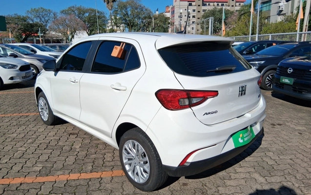 imagem-https://www.socarrao.com.br/sc-vehicle-images-prod/3936879/1789719703780-1_051310.jpg