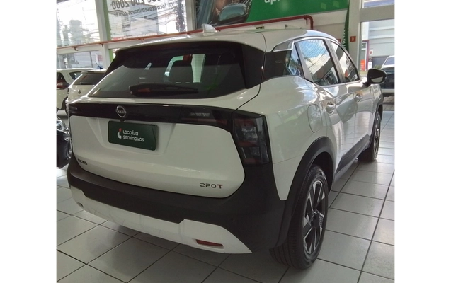 imagem-https://www.socarrao.com.br/sc-vehicle-images-prod/3936938/1789720046763-2_024143.jpg