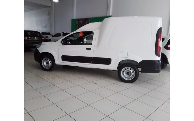 imagem-https://www.socarrao.com.br/sc-vehicle-images-prod/3936944/1789720082195-1_075056.jpg