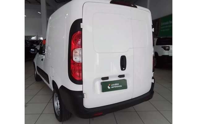 imagem-https://www.socarrao.com.br/sc-vehicle-images-prod/3936944/1789720082196-2_075056.jpg