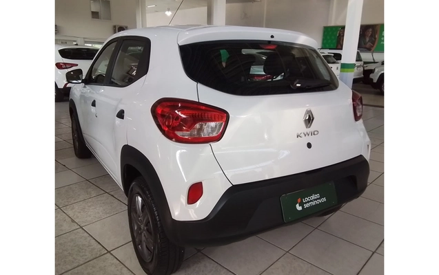 imagem-https://www.socarrao.com.br/sc-vehicle-images-prod/3936946/1789720090188-1_032708.jpg