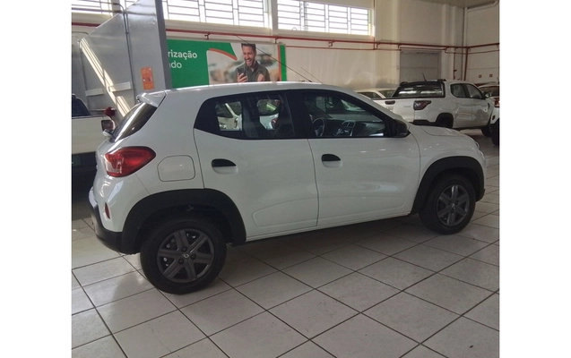 imagem-https://www.socarrao.com.br/sc-vehicle-images-prod/3936946/1789720090193-1_032710.jpg