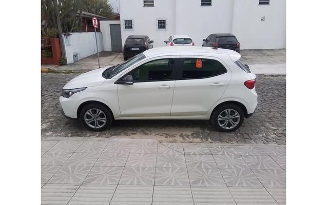 imagem-https://www.socarrao.com.br/sc-vehicle-images-prod/3936950/1789720144747-2_022704.jpg