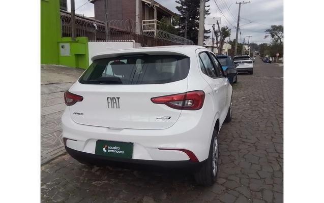 imagem-https://www.socarrao.com.br/sc-vehicle-images-prod/3936950/1789720144755-3_022705.jpg