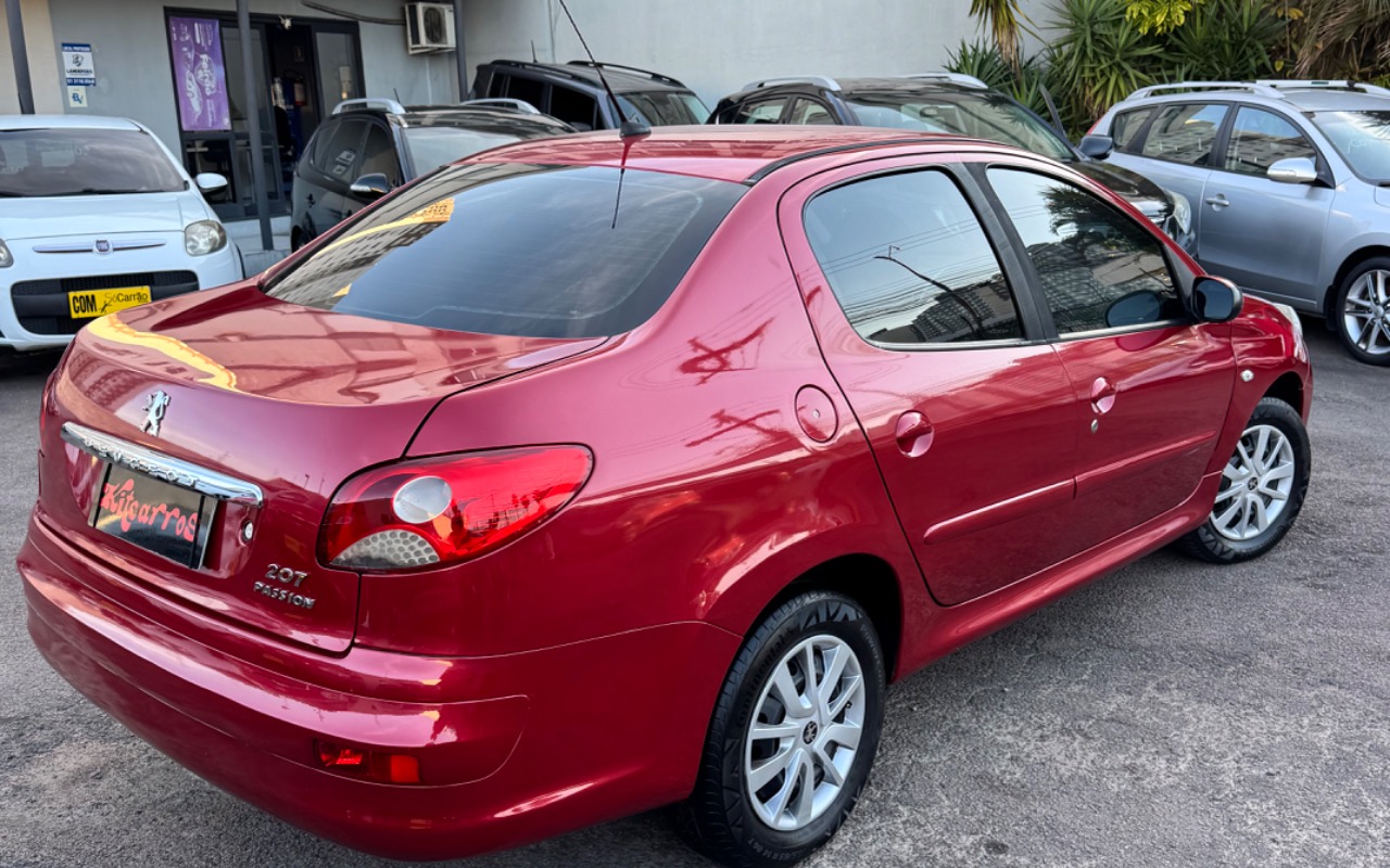 imagem-https://www.socarrao.com.br/sc-vehicle-images-prod/3937198/1789726219070-SU1HXzgwNDEuanBlZw.jpeg