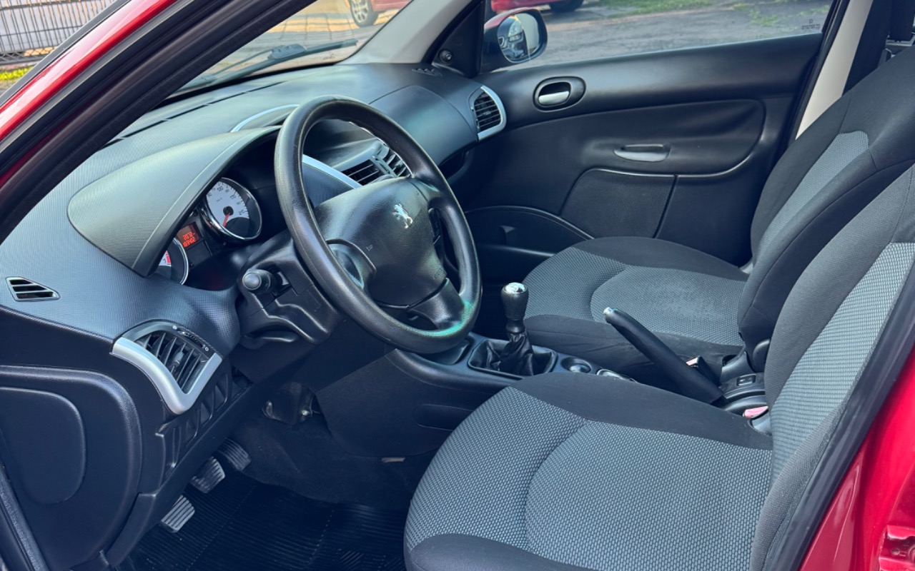imagem-https://www.socarrao.com.br/sc-vehicle-images-prod/3937198/1789726219704-SU1HXzgwMzEuanBlZw.jpeg