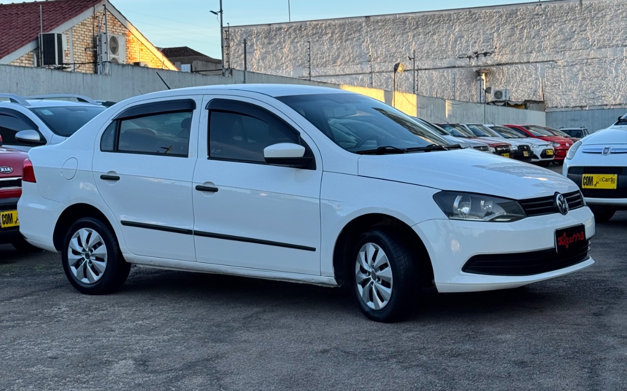 Volkswagen Voyage 2015 Branco — foto 1 de 3