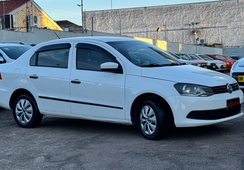 Volkswagen Voyage 2015 Branco — foto 1 de 3