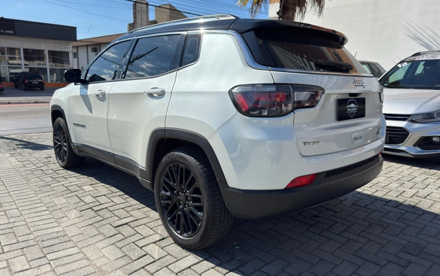 imagem-https://www.socarrao.com.br/sc-vehicle-images-prod/3937224/1789730303347-ee1684056e254dd2a9d6054dd3ef9bc7_1789730264976.jpg