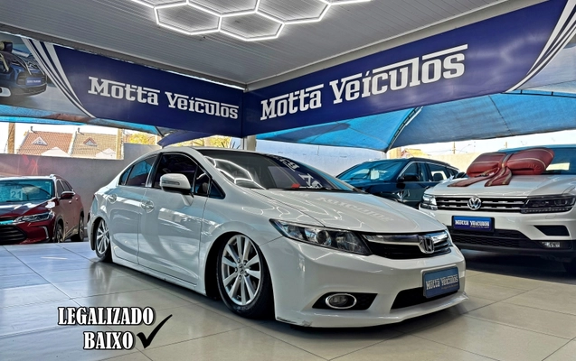 imagem-https://www.socarrao.com.br/sc-vehicle-images-prod/3937245/1789732120521-Tiu1HZ1C640SDlSwI0B3l5ZVdtUzsiTA.jpg