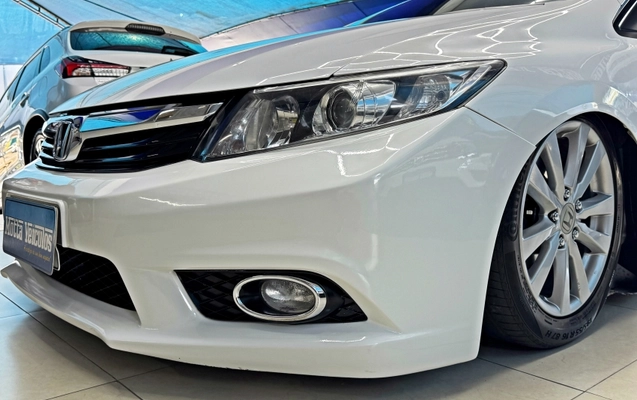 imagem-https://www.socarrao.com.br/sc-vehicle-images-prod/3937245/1789732120523-kBJkqlnOcNc777ojpOzhwnTPAnjxzmzZ.jpg