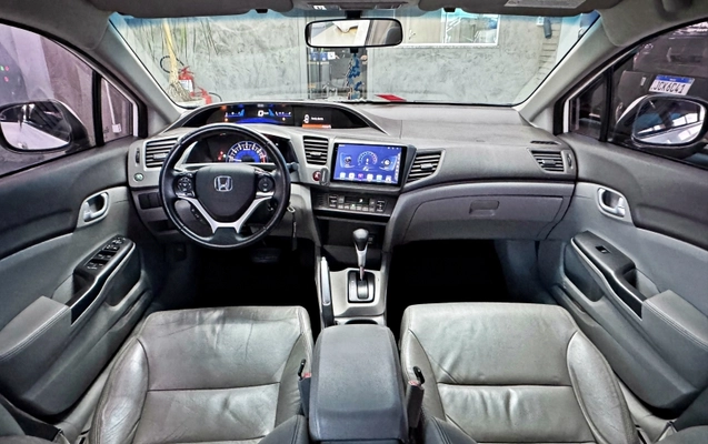 imagem-https://www.socarrao.com.br/sc-vehicle-images-prod/3937245/1789732120526-hVmJWqa3yN1ZveMUWu2HiZfwY89H5dgP.jpg