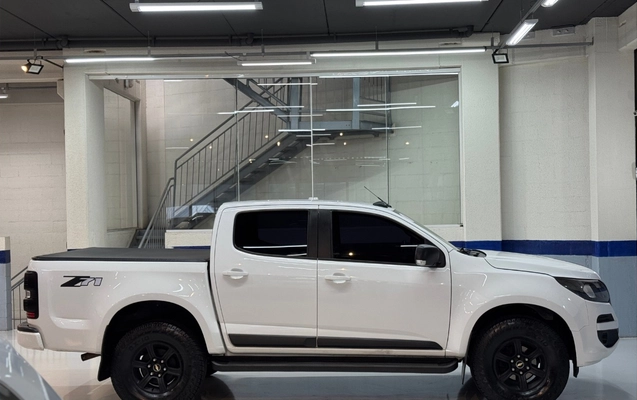 imagem-https://www.socarrao.com.br/sc-vehicle-images-prod/3937246/1789732194809-Q0hFVlJPTEVUIFMxMCBMVCBGRDJBIC0gMjAyMCAtIEJSQU5DTyAtIFFUTDJJNjYgKDcpLnBuZw.png