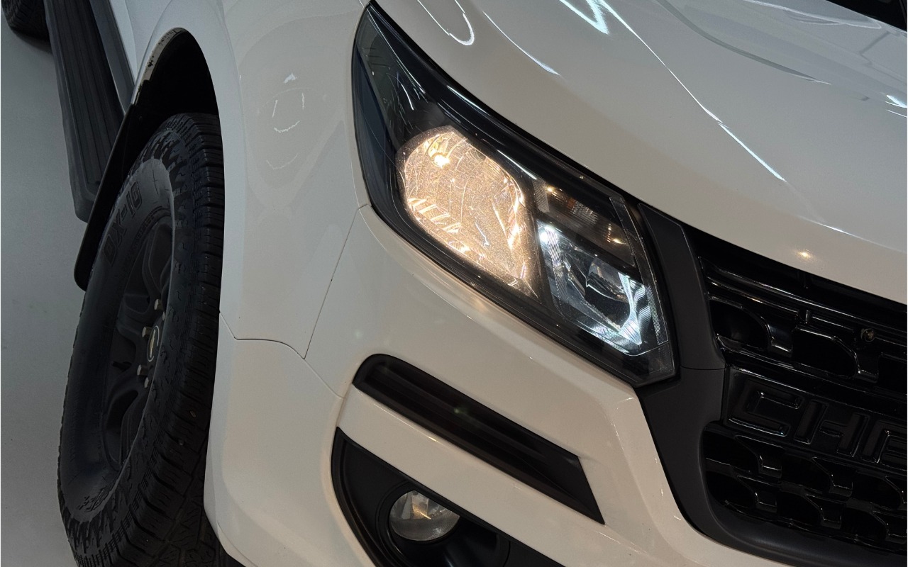 imagem-https://www.socarrao.com.br/sc-vehicle-images-prod/3937246/1789732195027-Q0hFVlJPTEVUIFMxMCBMVCBGRDJBIC0gMjAyMCAtIEJSQU5DTyAtIFFUTDJJNjYgKDIzKS5wbmc.png