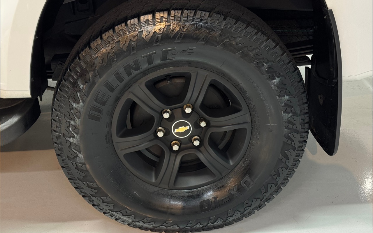 imagem-https://www.socarrao.com.br/sc-vehicle-images-prod/3937246/1789732195498-Q0hFVlJPTEVUIFMxMCBMVCBGRDJBIC0gMjAyMCAtIEJSQU5DTyAtIFFUTDJJNjYgKDExKS5wbmc.png