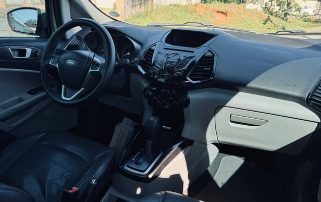 imagem-https://www.socarrao.com.br/sc-vehicle-images-prod/3937259/1789732348923-V2hhdHNBcHAgSW1hZ2UgMjAyNi0wOS0xNSBhdCAxMC4zOS40OSAoMSkuanBlZw.jpeg