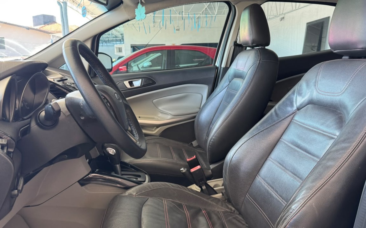 imagem-https://www.socarrao.com.br/sc-vehicle-images-prod/3937259/1789732349218-V2hhdHNBcHAgSW1hZ2UgMjAyNi0wOS0xNiBhdCAxMS4xNy41OCAoMSkuanBlZw.jpeg