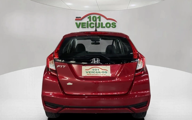 imagem-https://www.socarrao.com.br/sc-vehicle-images-prod/3937628/1789733515983-003_73c47a8c5f9c244c91ac6ae893567378.jpg