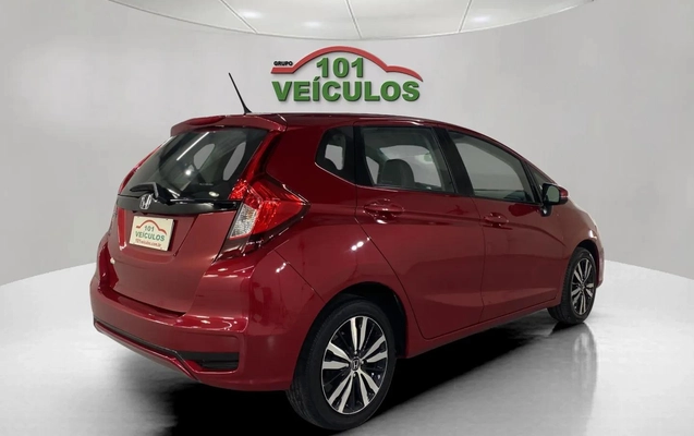 imagem-https://www.socarrao.com.br/sc-vehicle-images-prod/3937628/1789733515984-003_3bad8ee1ae2f6164919079d8f8357429.jpg