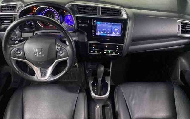 imagem-https://www.socarrao.com.br/sc-vehicle-images-prod/3937628/1789733515995-003_10ceae4099ef7491c4c534f709733083.jpg