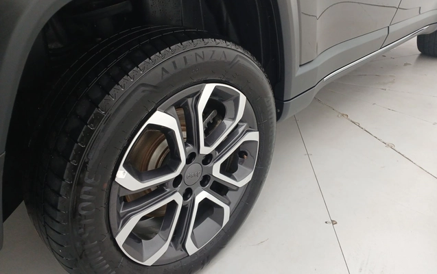 imagem-https://www.socarrao.com.br/sc-vehicle-images-prod/3937799/1789733809713-1_110945.jpg
