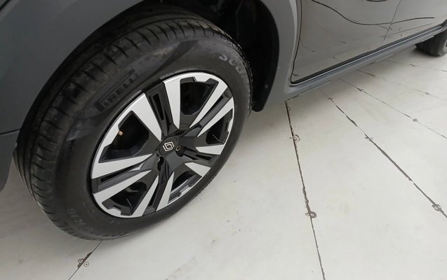 imagem-https://www.socarrao.com.br/sc-vehicle-images-prod/3937860/1789733970559-1_052307.jpg