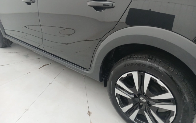 imagem-https://www.socarrao.com.br/sc-vehicle-images-prod/3937940/1789734165676-1_080914.jpg