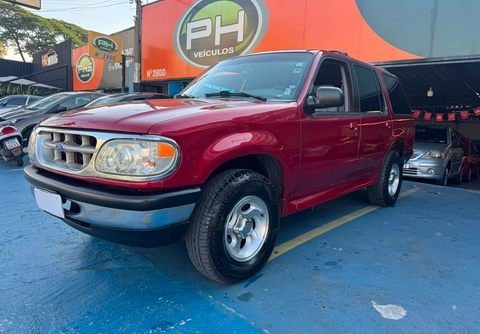 Ford Explorer XLT 4x4 4.0 V6 1997 Vermelho — foto 1 de 3