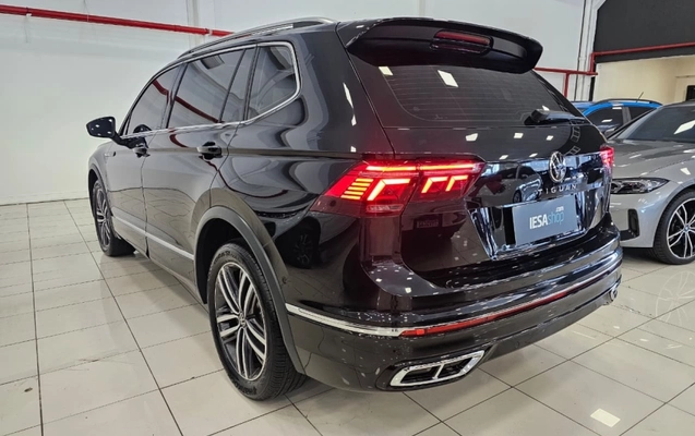imagem-https://www.socarrao.com.br/sc-vehicle-images-prod/3938104/1789734564609-FmLRDhg4DbwsijQMWOEMriCKn2jryTMT.jpg
