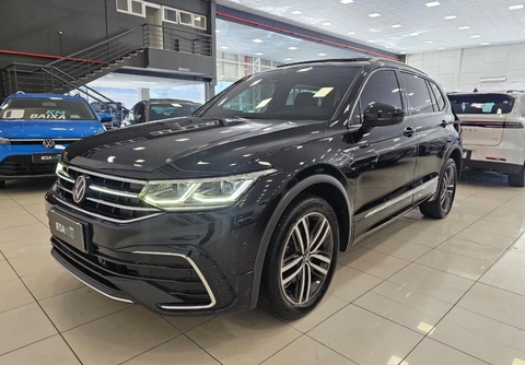 Volkswagen Tiguan 2024 Preto — foto 1 de 3