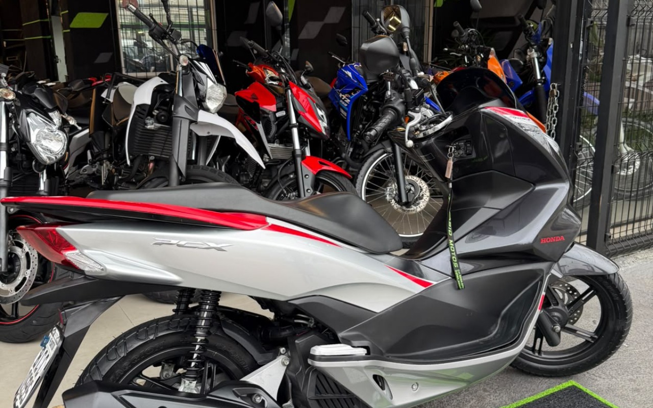 imagem-https://www.socarrao.com.br/sc-vehicle-images-prod/3938156/1789734683271-V2hhdHNBcHAgSW1hZ2UgMjAyNi0wOS0xNiBhdCAxNy4zMS4yNSAoOCkuanBlZw.jpeg