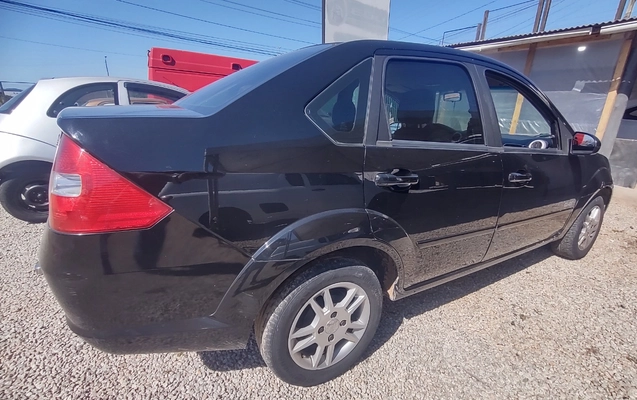 imagem-https://www.socarrao.com.br/sc-vehicle-images-prod/3938200/1789734903544-SU1HXzIwMjYwOTE3XzE0MTIzMjQ2N19IRFIuanBn.jpg