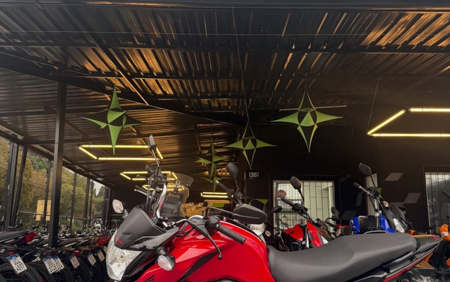 imagem-https://www.socarrao.com.br/sc-vehicle-images-prod/3938217/1789734898101-ODE0NzE0MTkxXzE4MTI1NDE1OTE5ODQyMjQ4XzQ1MjY4MDg5Njk4MzI0OTY4MTFfbi5qcGc.jpg
