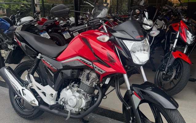 imagem-https://www.socarrao.com.br/sc-vehicle-images-prod/3938217/1789734898269-ODE0MjI5Njk1XzE4MTI1NDE1ODkyODQyMjQ4XzE0NTU1OTAzMTA4MjM2MTk2NjZfbi5qcGc.jpg