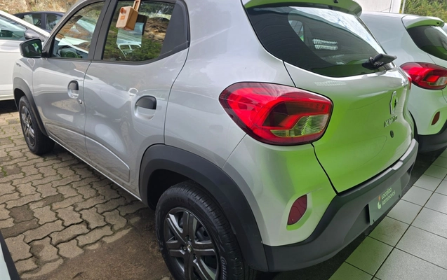 imagem-https://www.socarrao.com.br/sc-vehicle-images-prod/3938296/1789735151833-2_031837.jpg