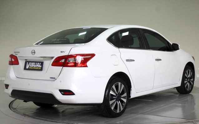 imagem-https://www.socarrao.com.br/sc-vehicle-images-prod/3939047/1789736368153-4_095416.jpg