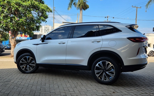 imagem-https://www.socarrao.com.br/sc-vehicle-images-prod/3939089/1789822653342-61649e1d-c105-48fe-865d-f7331f94a969.jpg