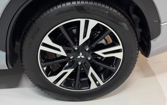 imagem-https://www.socarrao.com.br/sc-vehicle-images-prod/3939206/1789736679875-TUlUU1VCSVNISSBFQ0xJUFNFIENST1NTIEhQRSAtIDIwMjYtIFBSQVRBIC0gVEJYM0E3MiAoMTMpLnBuZw.png