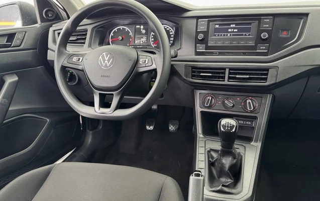 imagem-https://www.socarrao.com.br/sc-vehicle-images-prod/3939477/1789737158357-vehicle_image_1789671333_edab7ba7e203cd7576d1200465194ea8.jpeg
