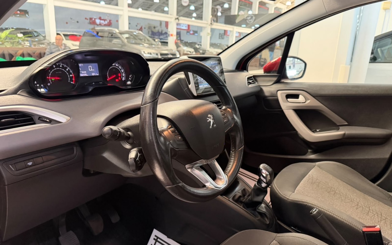 imagem-https://www.socarrao.com.br/sc-vehicle-images-prod/3939519/1789737475313-Zjg3YWYwYWUtM2FjOC00M2E4LWJkMDAtN2YwZGJhMzlkODg4LmpwZWc.jpeg