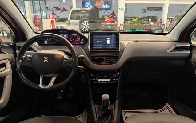 imagem-https://www.socarrao.com.br/sc-vehicle-images-prod/3939519/1789737475386-MmRiY2EzM2UtZDMyMi00MmZlLThjOTAtMTQ2NWNhN2MwOGEzLmpwZWc.jpeg